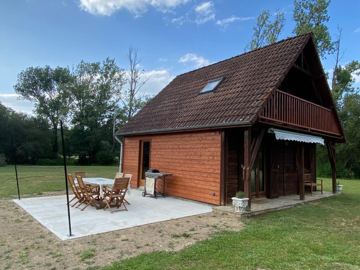 Le Chalet Limousin Folles Esterno foto