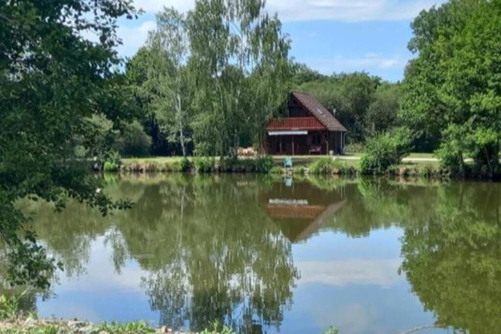 Le Chalet Limousin Folles Esterno foto