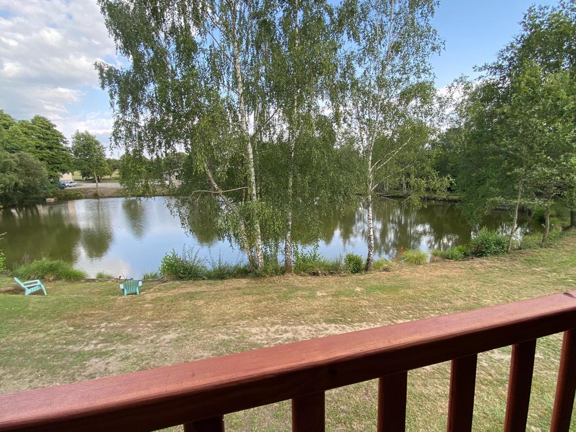 Le Chalet Limousin Folles Esterno foto